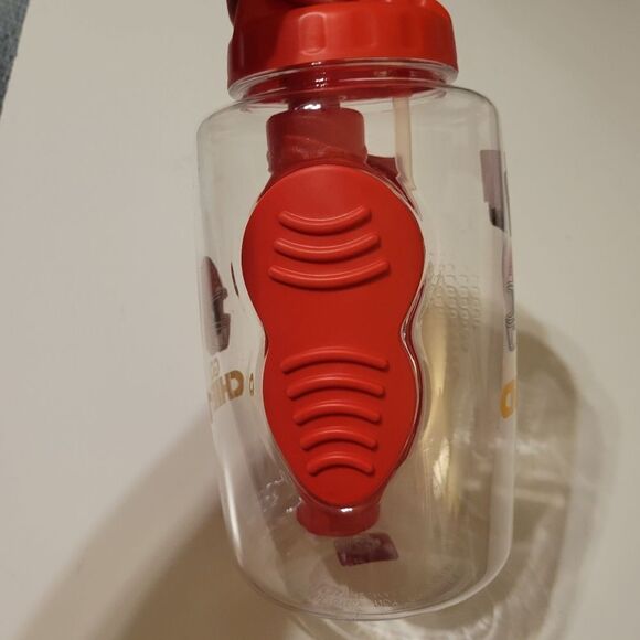 NEW CHIEFS NFL KANSAS CITY FOOTBALL CLEAR FLIP TOP HANDLED DRINK CUP NWT - Picture 5 of 16